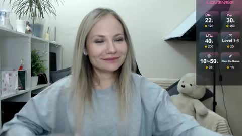 Naomi online show from November 28, 5:21 am