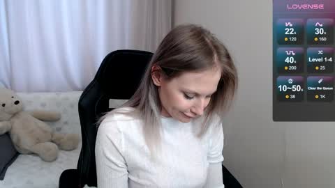 Naomi online show from April 29, 5:10 am