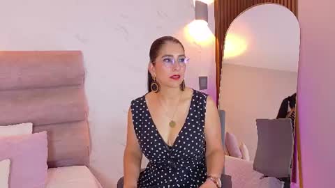 Sunny River online show from July 31, 2:51 pm