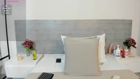 sunnywhitee online show from October 21, 7:29 pm