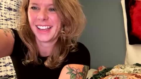 Sunshine online show from November 17, 12:33 am