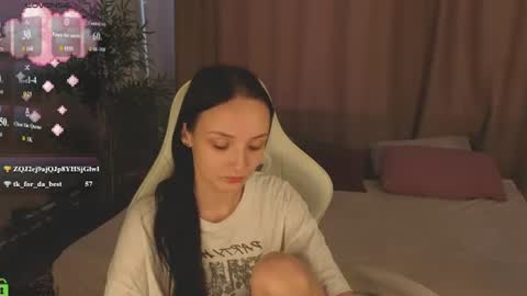 Annie online show from July 1, 1:49 am