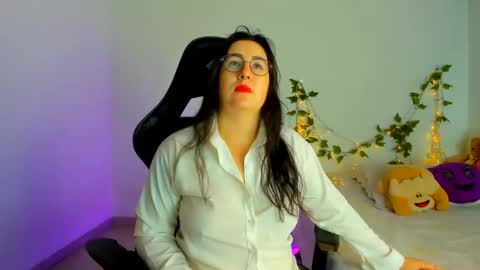 Dani online show from June 7, 6:48 pm