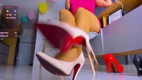 Snapshot of susan_parker01 chatting on September 14, 12:47 pm susan_parker01 online show from September 14, 12:47 pm