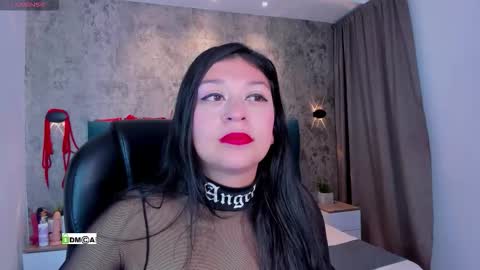 susana smith online show from November 3, 8:35 pm