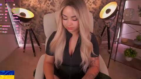Susie online show from July 5, 3:35 am