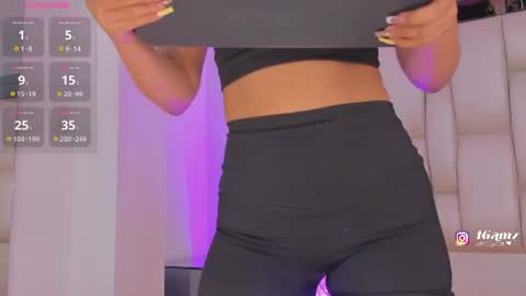  susi  online show from June 26, 7:48 pm