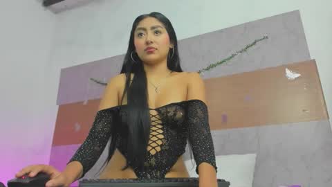 sussan bennett 7 online show from March 13, 5:53 am