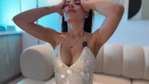  Susy  online show from July 3, 12:05 am