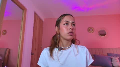 Susy online show from July 7, 2:25 am