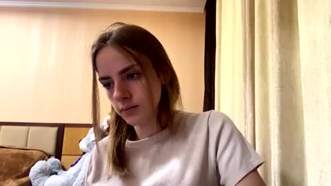 Emila online show from July 13, 8:26 am