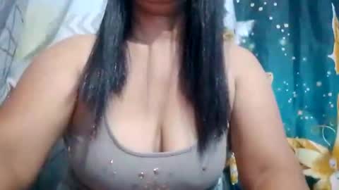 suzzie_hot online show from March 7, 7:32 pm