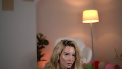 SweetLuna online show from June 29, 3:13 am