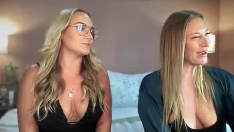 Swedish Candii online show from March 8, 10:57 pm