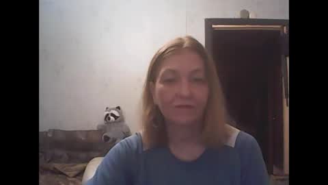 sweet4blonde67 online show from March 24, 4:34 pm