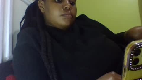 sweet52537 online show from July 12, 9:59 pm