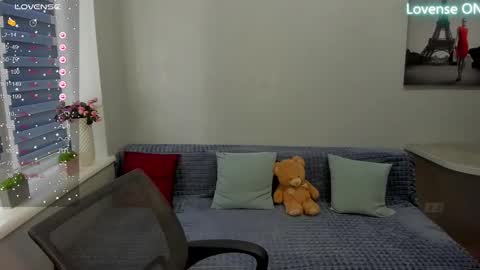 Snapshot of sweet___margaret chatting on March 8, 11:24 am Margaret online show from March 8, 11:24 am