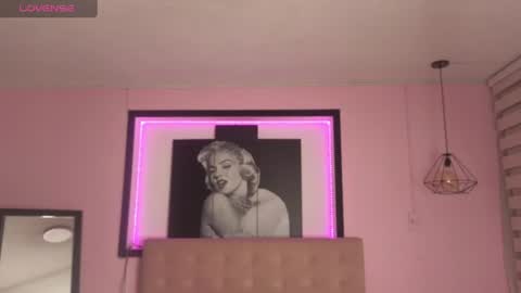 sweet__cat__ online show from June 18, 2:35 am