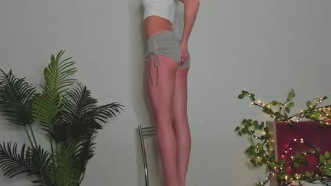 Alice online show from April 21, 10:06 pm