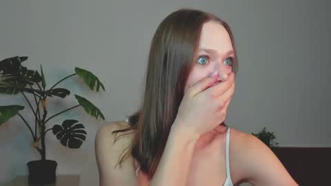 Alice online show from April 11, 8:12 pm