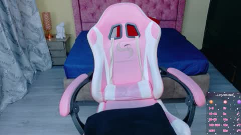 sweet__thang online show from January 11, 5:23 am