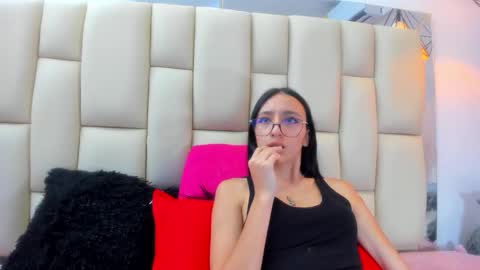 Amye  online show from March 15, 9:06 pm