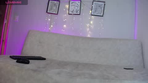 Bella Valery online show from March 16, 1:15 pm