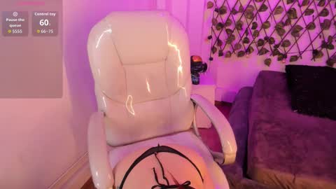 Bella online show from March 5, 10:44 am