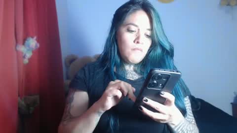 Bubbles online show from June 19, 11:19 pm
