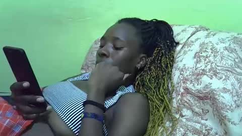 sweet_candie01 online show from March 10, 11:25 am