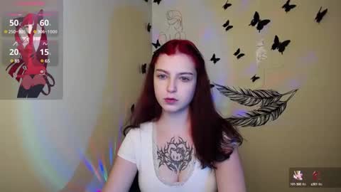 Snapshot of sweet_cherryg chatting on December 2, 1:23 pm Ivy online show from December 2, 1:23 pm