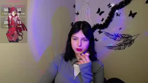 Snapshot of sweet_cherryg chatting on February 10, 1:33 pm Ivy online show from February 10, 1:33 pm