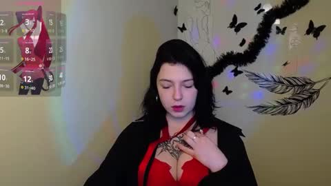 Snapshot of sweet_cherryg chatting on February 14, 7:38 am Ivy online show from February 14, 7:38 am