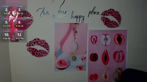 Snapshot of sweet_cherryg chatting on September 27, 6:42 am Ivy online show from September 27, 6:42 am