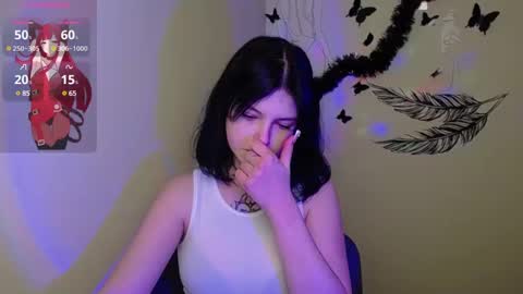 Snapshot of sweet_cherryg chatting on February 20, 1:08 pm Ivy online show from February 20, 1:08 pm
