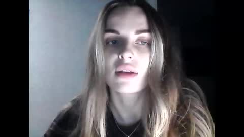 sweet_cute98 online show from November 28, 5:49 pm