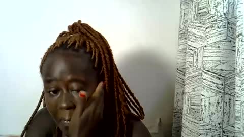 sweet_diva19 online show from June 11, 9:17 am
