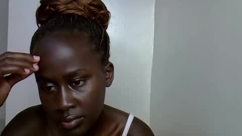 sweet_diva19 online show from December 21, 1:21 am