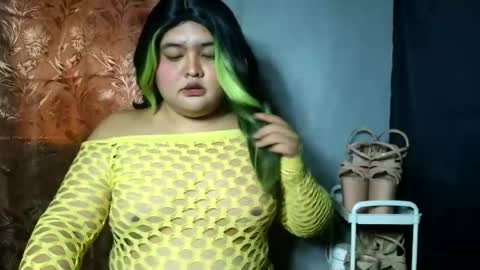sweet_frex123 online show from July 27, 5:04 am