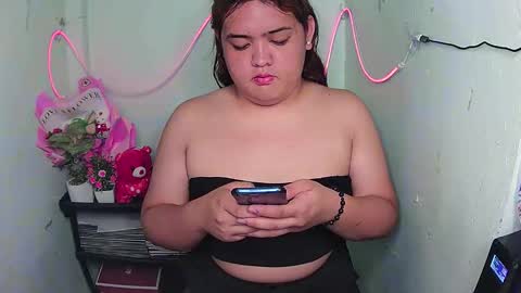 sweet_frex123 online show from September 23, 7:39 am