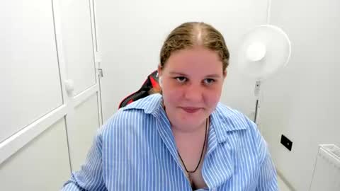 Karla online show from July 22, 2:51 pm