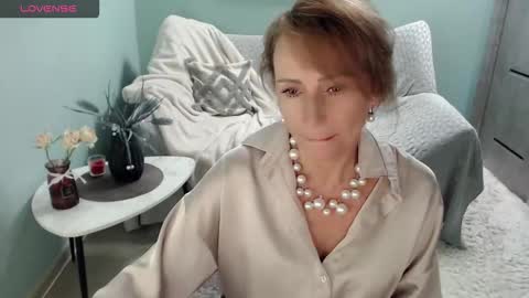 Helen online show from September 12, 6:25 am