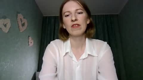 Snapshot of sweet_lilbunny chatting on September 28, 3:17 pm sweet_lilbunny online show from September 28, 3:17 pm