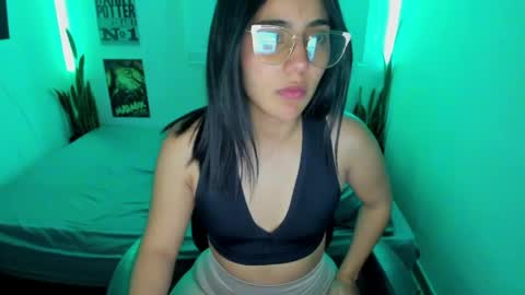 Lina online show from April 29, 10:37 pm