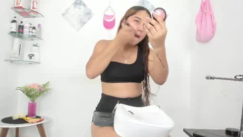 sweet_litle online show from July 20, 7:25 pm