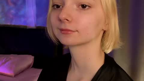 Lana online show from June 17, 5:25 pm
