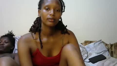 Linda online show from November 15, 3:57 pm