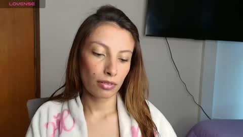 sweet_moon_v_ online show from May 1, 9:51 pm