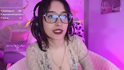 Roxanee online show from July 6, 3:03 pm