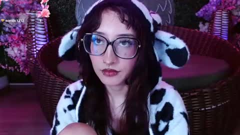 Roxanee online show from July 26, 9:44 pm